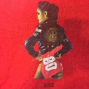 Akoo Red T-shirt Sz L